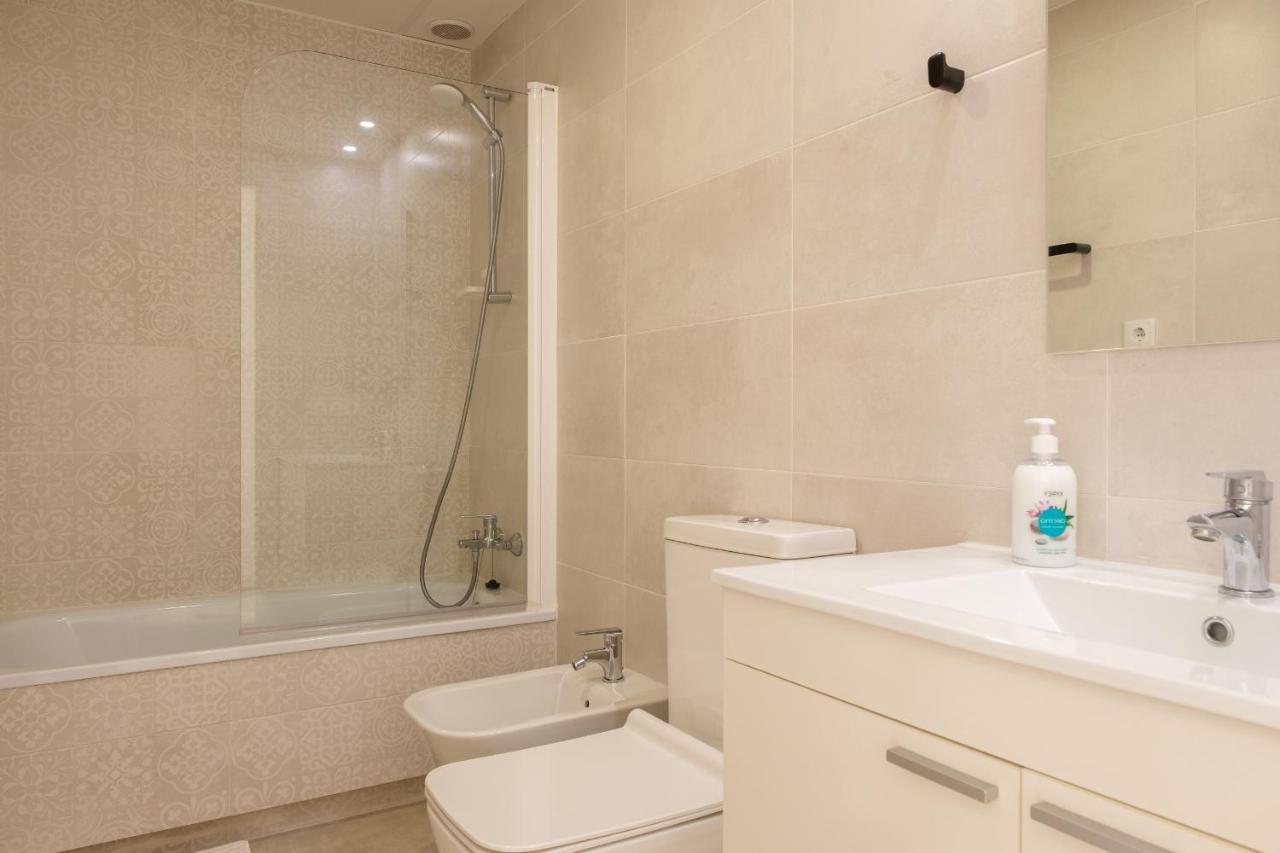 Apartment With Super Comfortable Beds Valencia Exterior foto